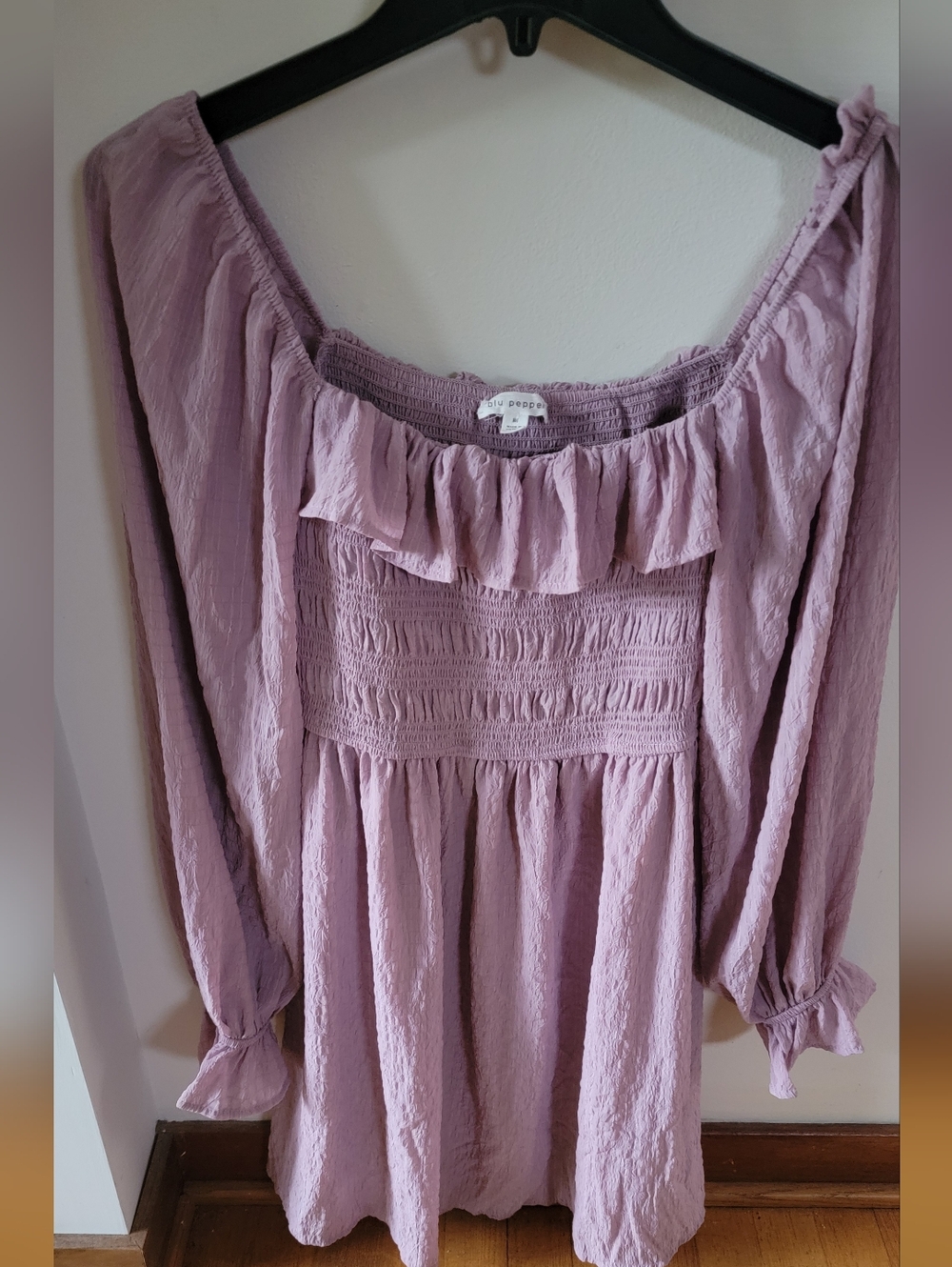 Blu Pepper Mauve Peasant Tunic with Smocked Bodice Mini Dress. Size L.